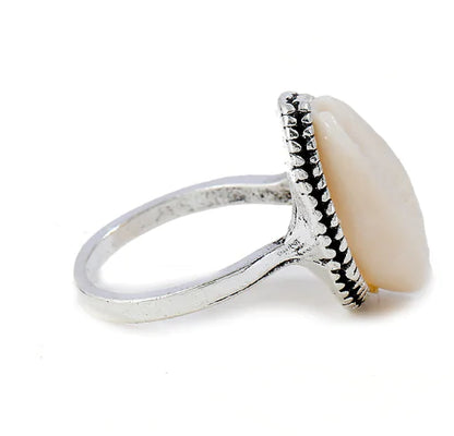 Anillo con personalidad y estilo inspirado en el océano