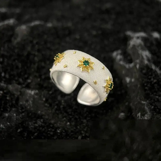 Anillo de estrella con diamantes verdes retro en plata de ley 925